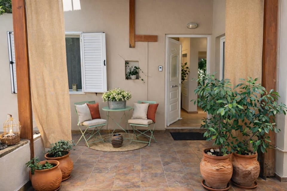 Patio, Garden view, Breakfast