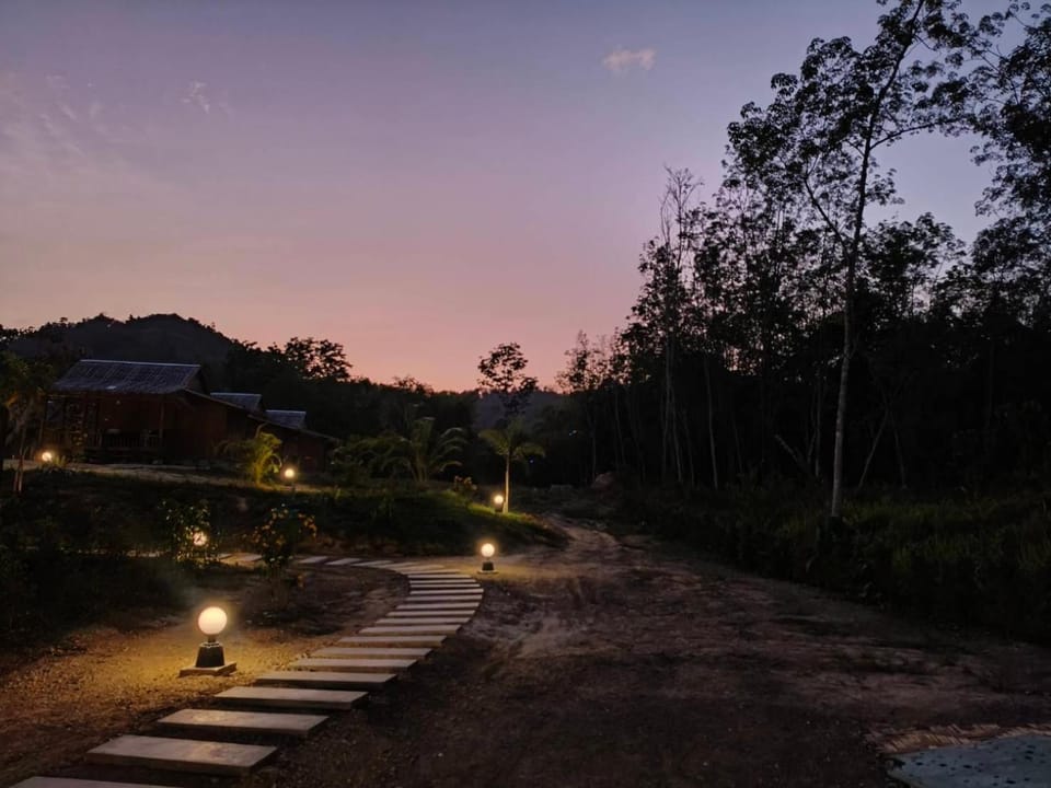 Mook Mellow Hill Bungalows Chalet in Thailand
