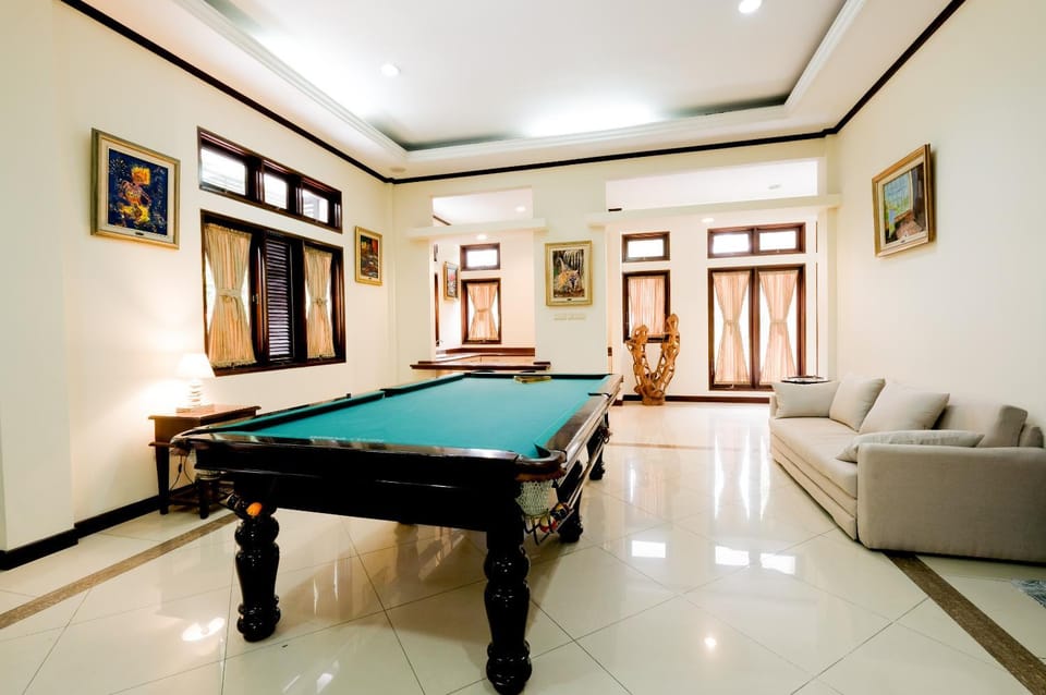 Billiard