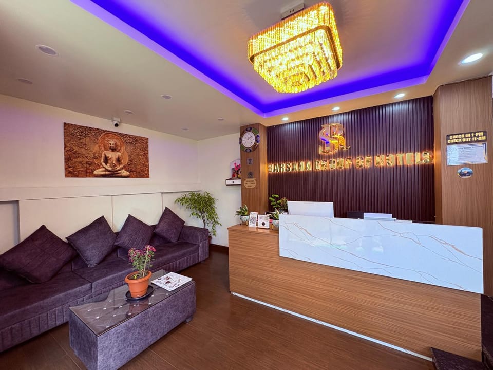 Lobby or reception, Seating area