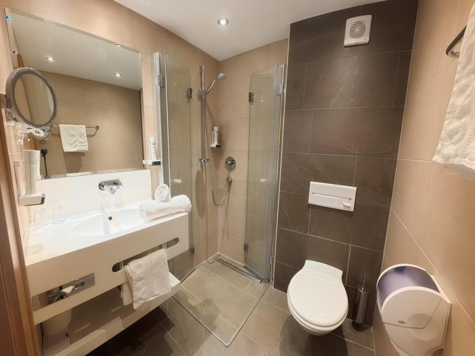 Shower, Toilet, Bathroom