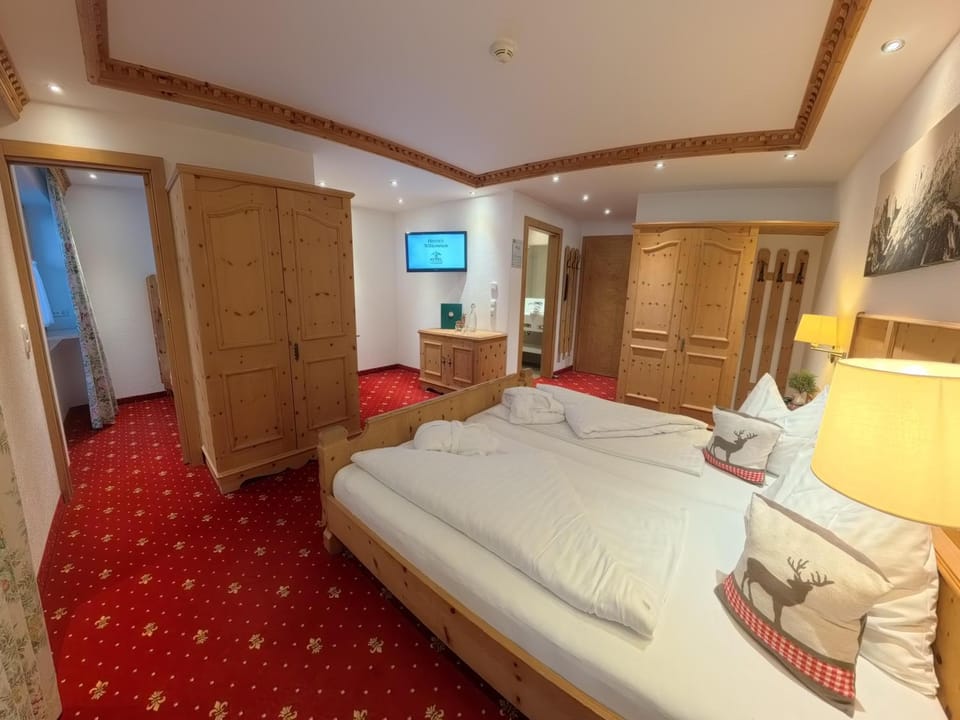 Bed, Bedroom, wardrobe