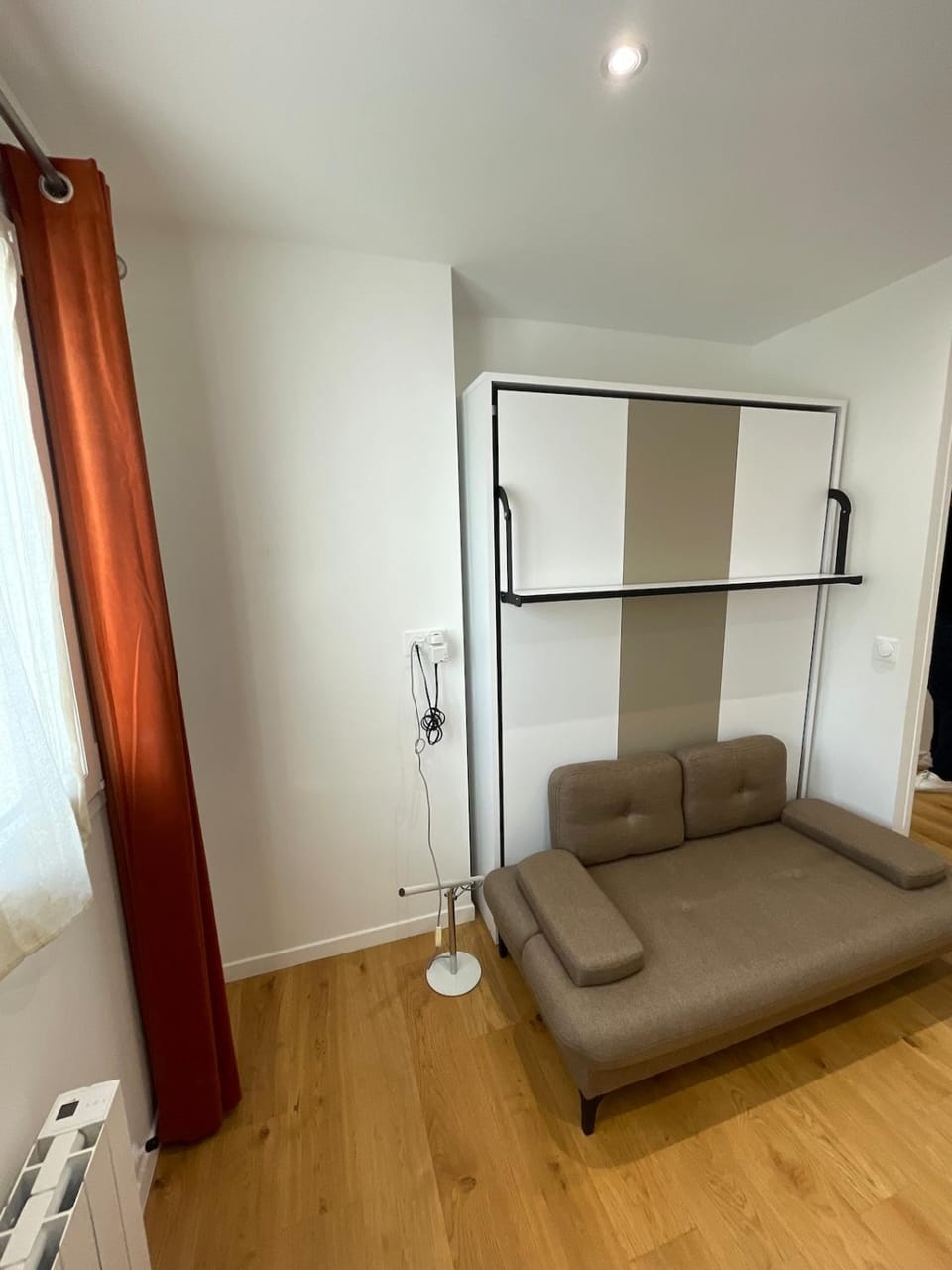 Beautiful Luxurious House with Cinema Ideal for Groups Apartment in Drancy
