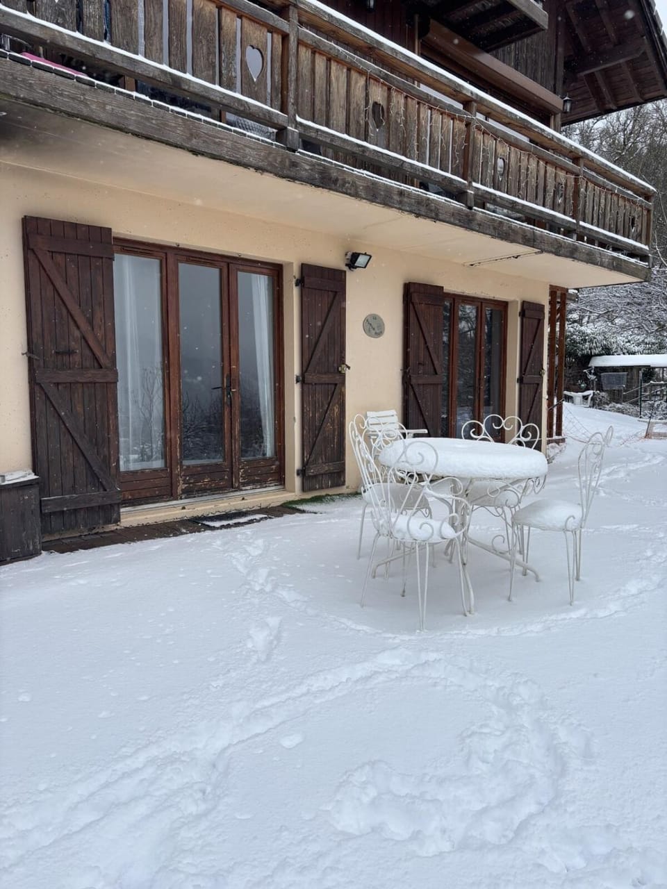 chalet saxel 74420 Haute Savoie Apartment in Haute-Savoie