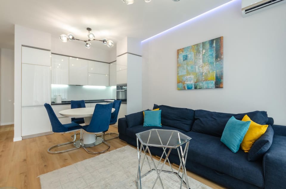 Living room, Seating area, Dining area, air conditioner