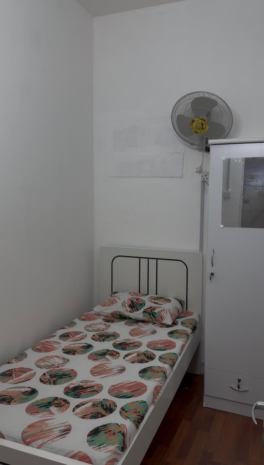 Al karama Partitions and Rooms Hostel in Ajman