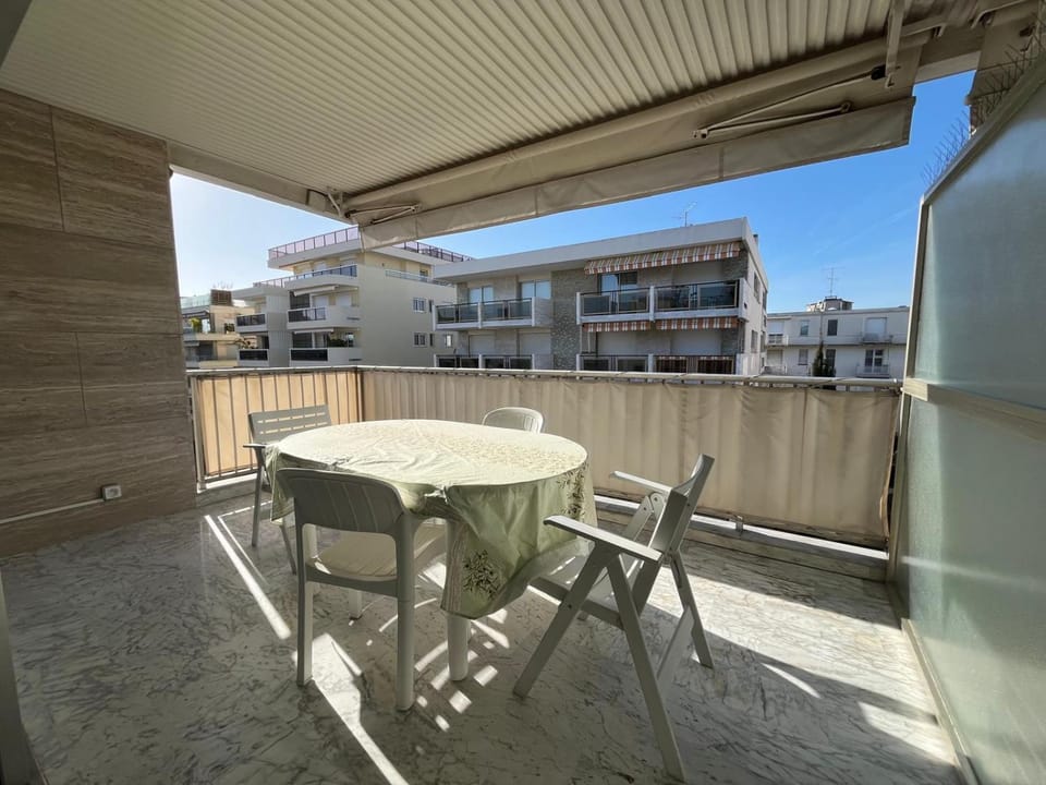 Patio, Balcony/Terrace