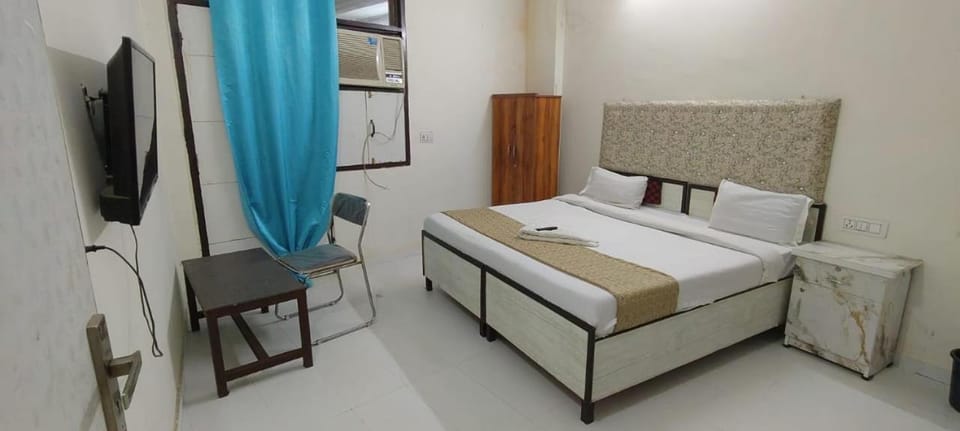 Hotel M C Residence Hotel in Delhi