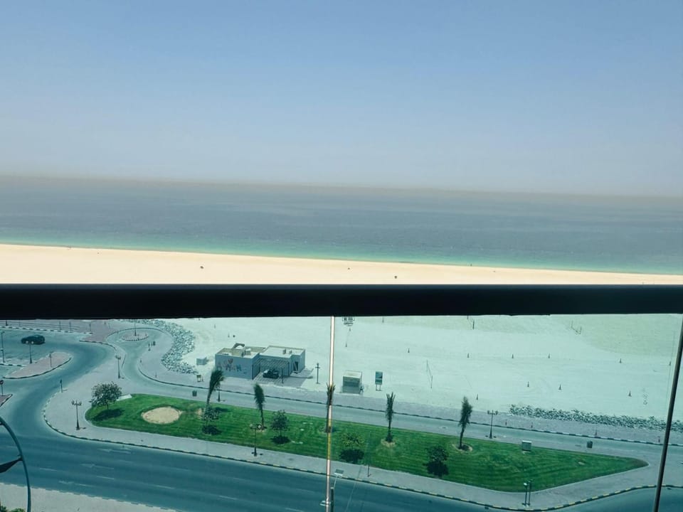 Ocean View luxury 2BR suites! Apartment in Ajman