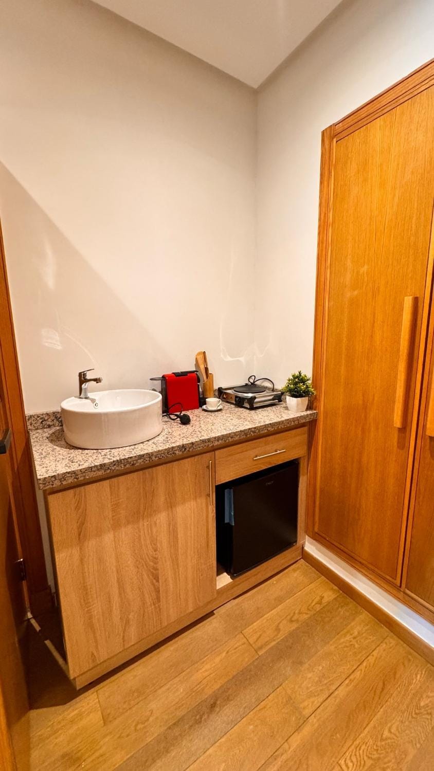 Panoramic sea view high speed wi-fi central Apartment in Casablanca