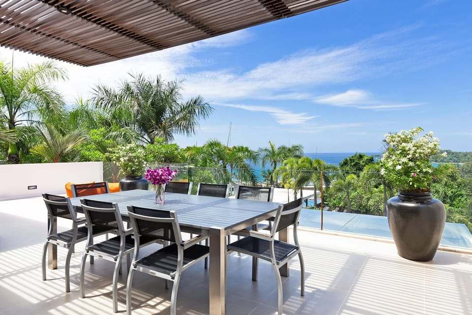 Patio, Day, View (from property/room), Balcony/Terrace, Dining area, Sea view