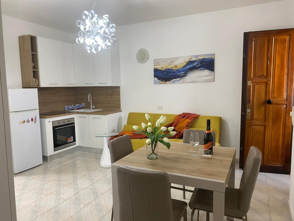 Kitchen or kitchenette, Living room, Seating area, Dining area, oven, stove