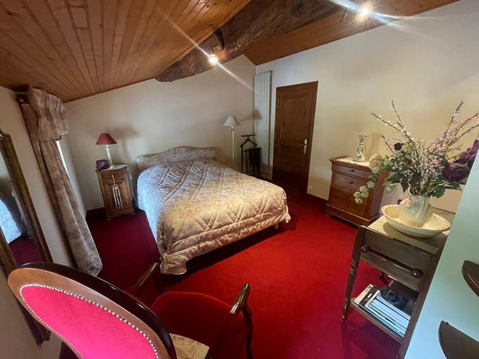 Gîte à la ferme - 10 personnes House in Nouvelle-Aquitaine