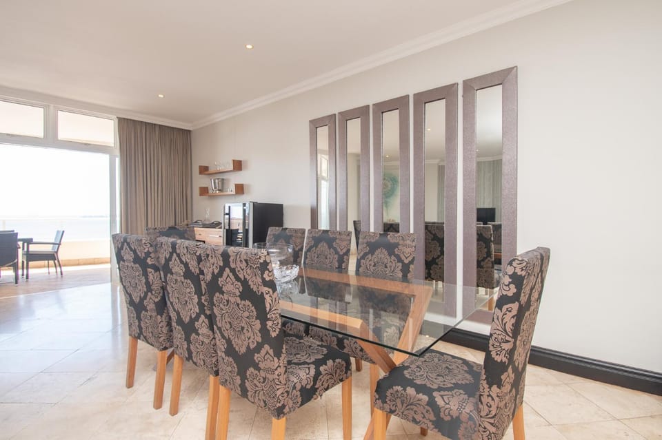 Balcony/Terrace, Dining area