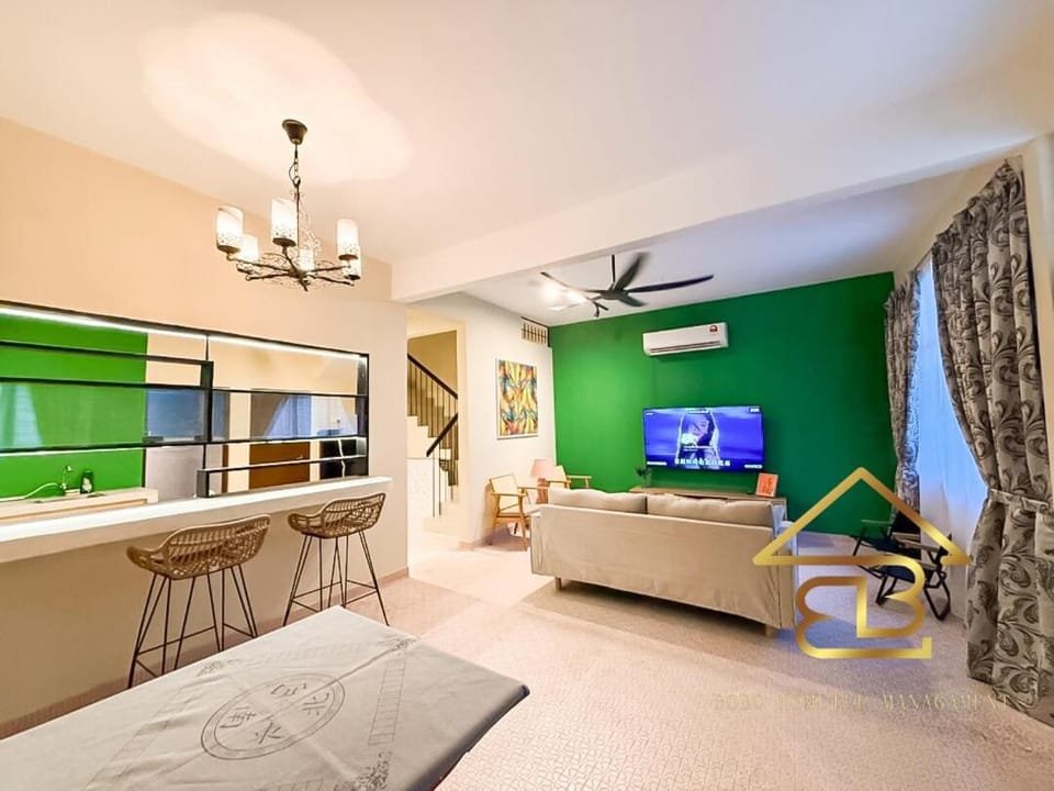 Ipoh Indoor Pool Homestay, BBQ Mahjong, 16 pax 4BR House in Ipoh