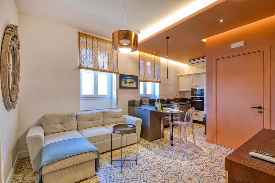 Plush one bedroom apartment with sea view balcony LMAC1-1 Apartment in Malta