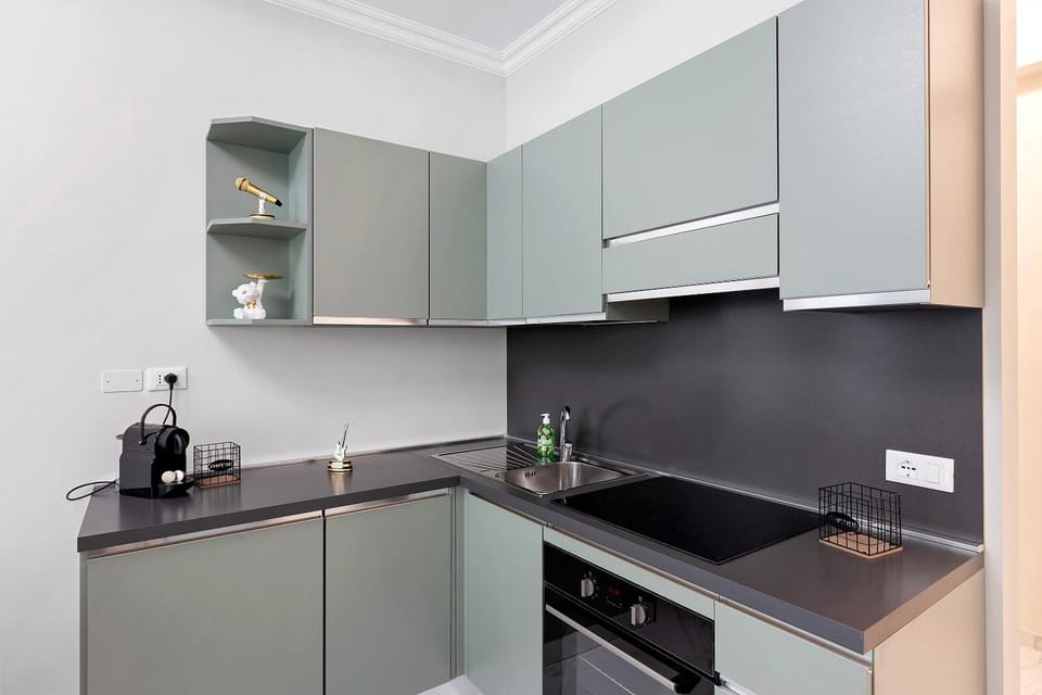 Kitchen or kitchenette, Living room