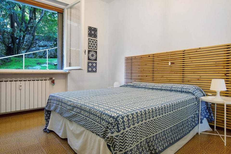 Property building, Living room, Bedroom