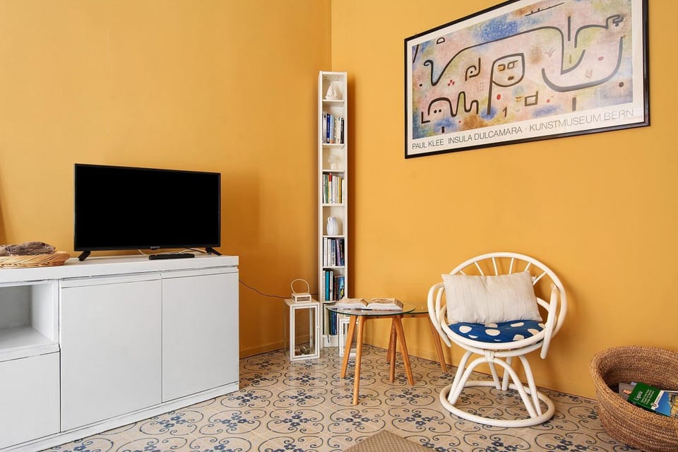 Property building, Living room