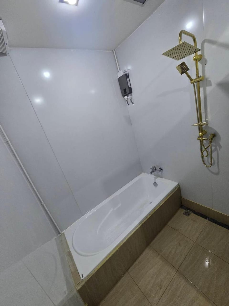 Bathroom, Bath