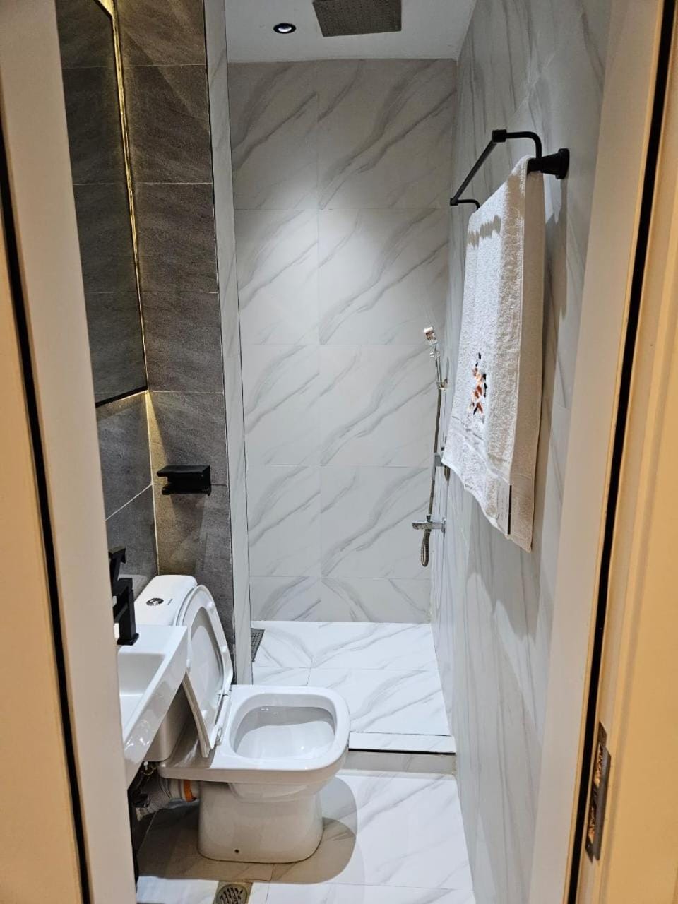 Propertycenterbyvicky Apartment in Abuja