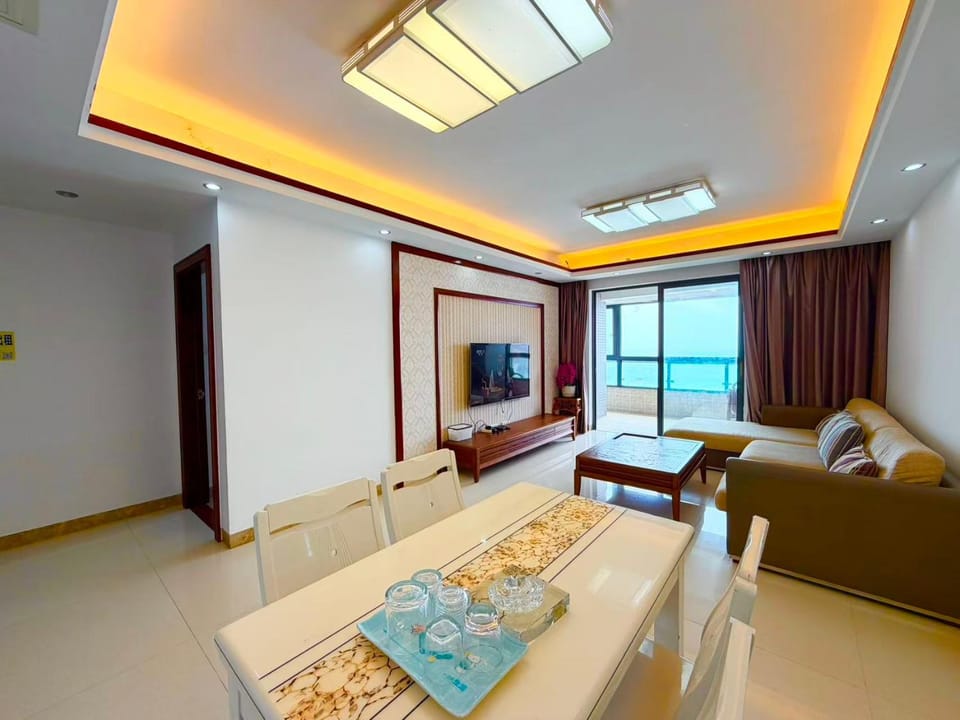 三亚大东海Апартаменты с видом на море СаяАдресJinmao Sea View Garden 8 Haihua Road Apartment in Sanya