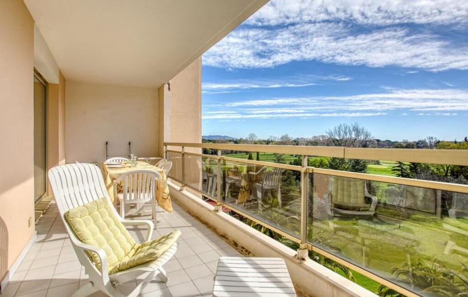 3 pièces confort et calme - proche cannes & plages Apartment in Mandelieu-La Napoule