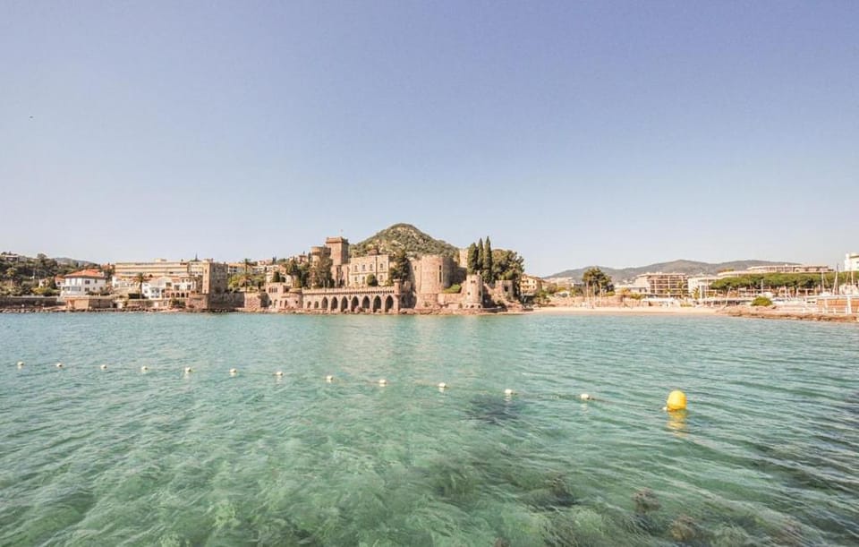 3 pièces confort et calme - proche cannes & plages Apartment in Mandelieu-La Napoule