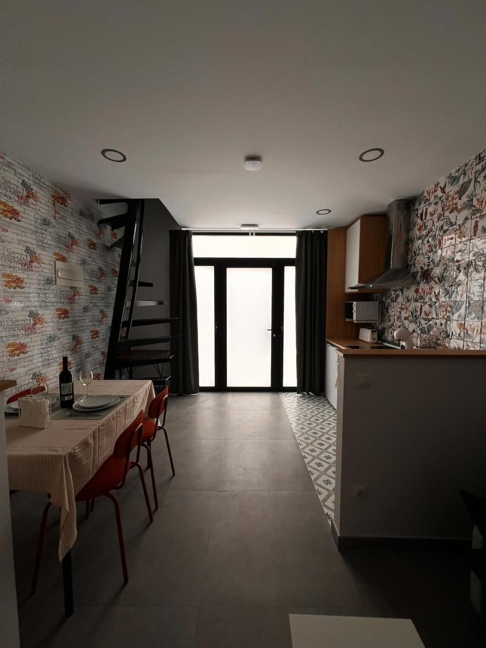 R12 Trabajo y Descanso Premium Junto a Metro Apartment in Madrid