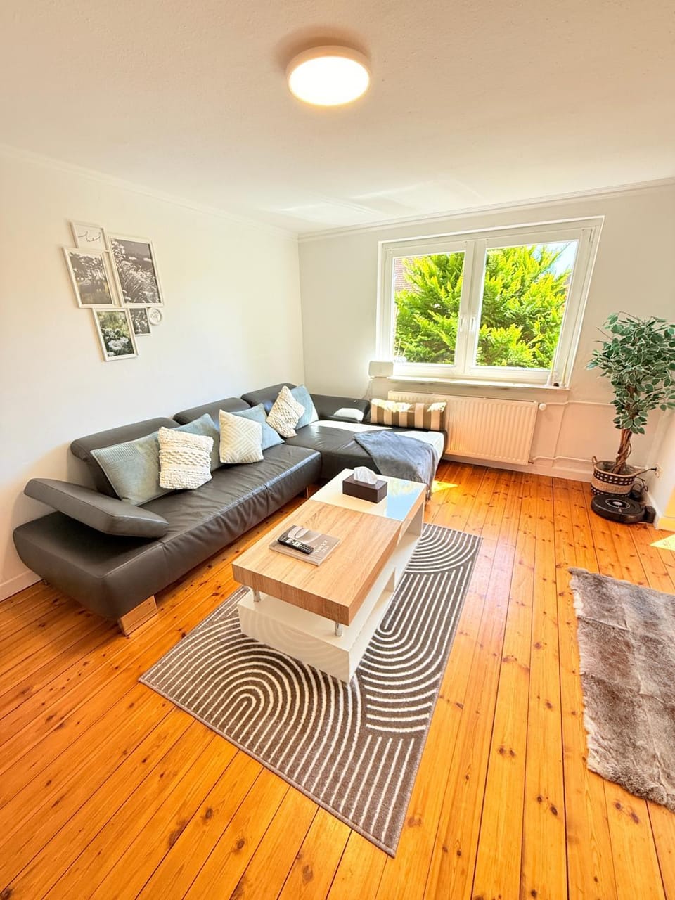 Property building, Living room