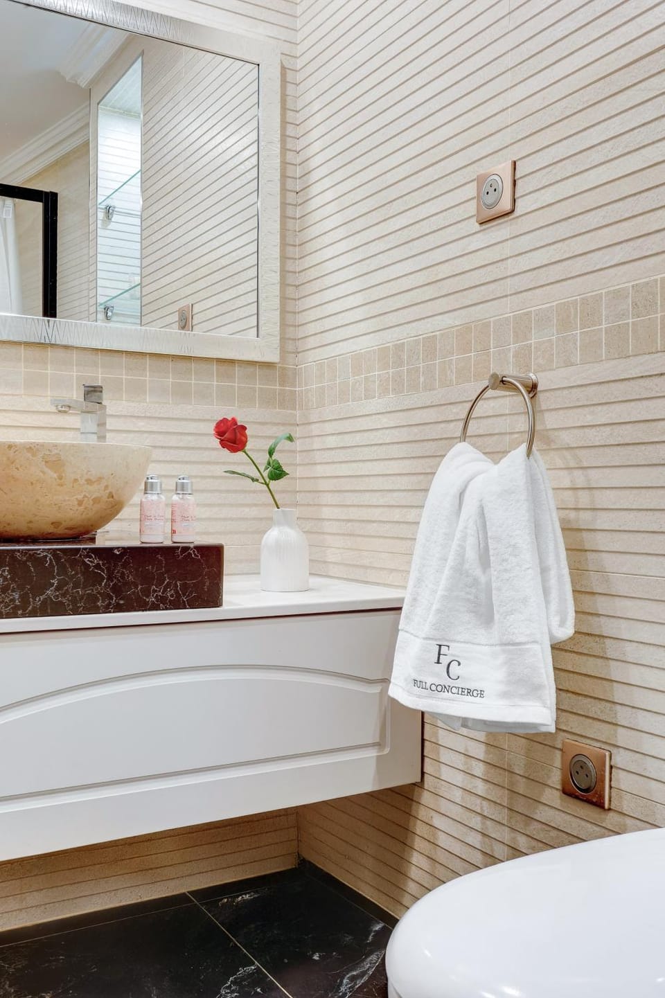 Suite Belleville, Noblesse au cœur de la capitale Apartment in Paris