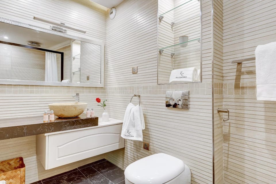 Suite Belleville, Noblesse au cœur de la capitale Apartment in Paris