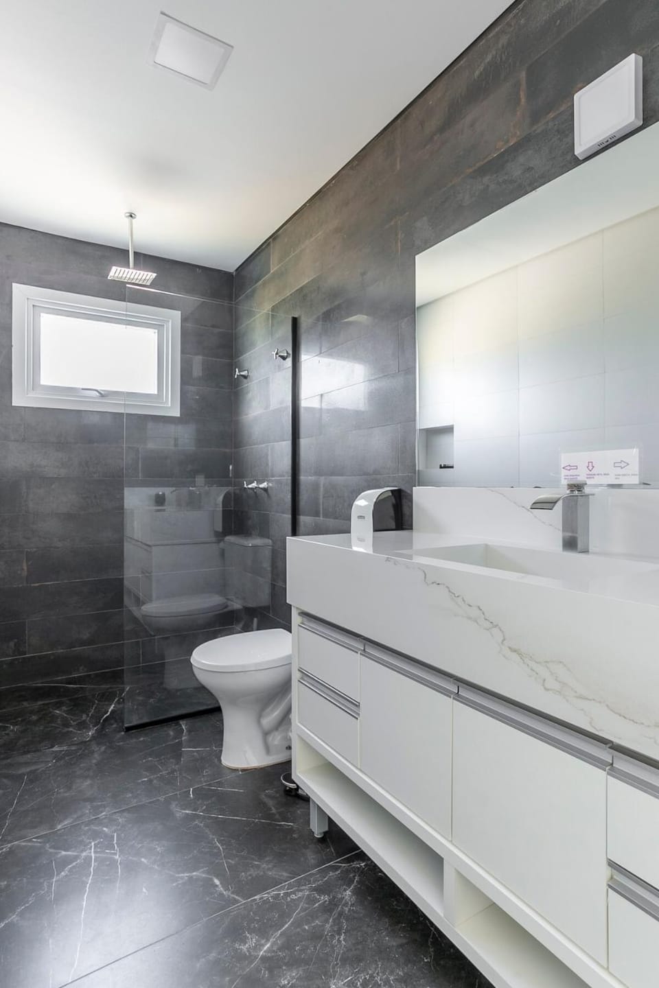 Casa no Rosa 200m from Surfland com quadra beach tennis Villa in Imbituba