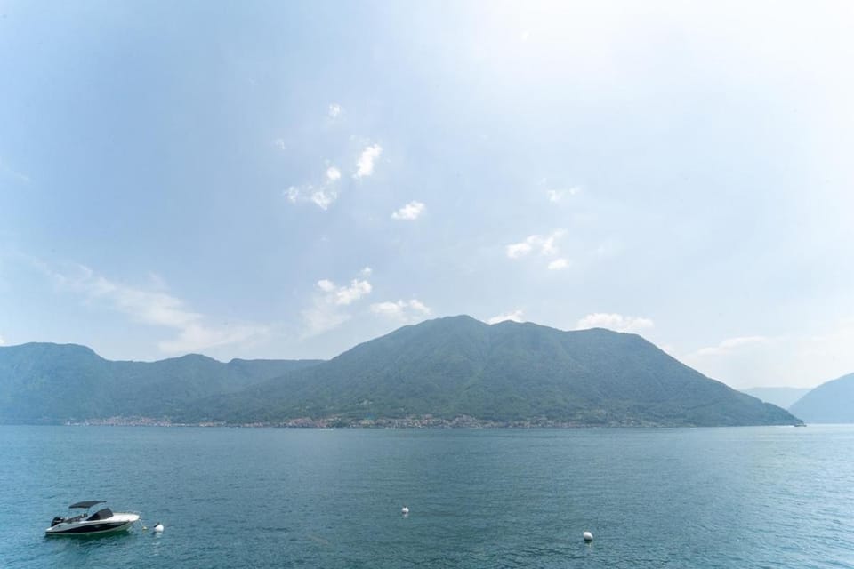 Lakefront Home with Private Beach Garage and AC Apartment in Tremezzina