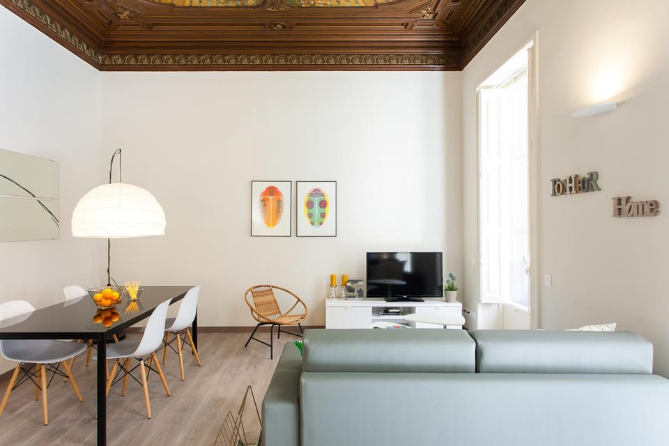 TV and multimedia, Living room, Dining area