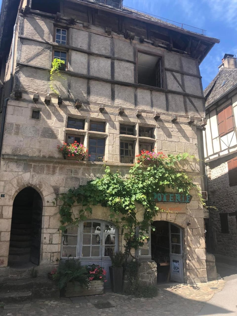 Nearby landmark