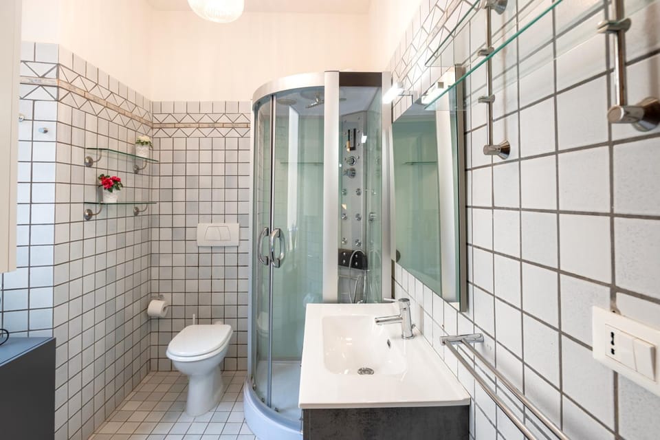 Colosseum Cozy Nest Apartment in Rome