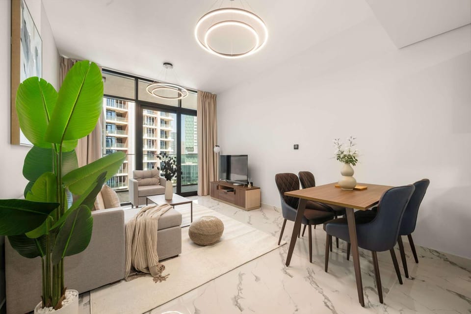 Living room, Dining area