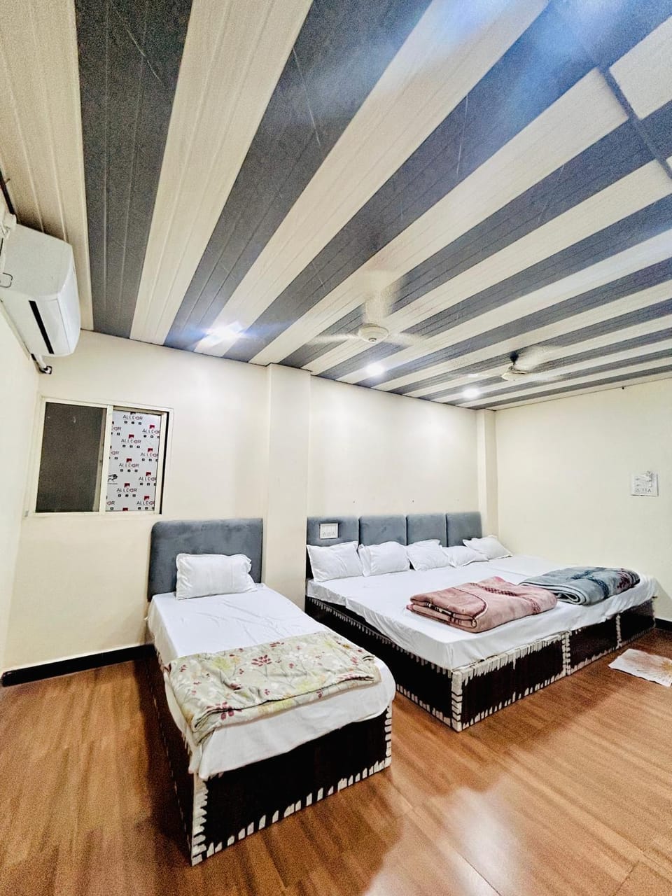New Mahamaya Guest House Apartment in India