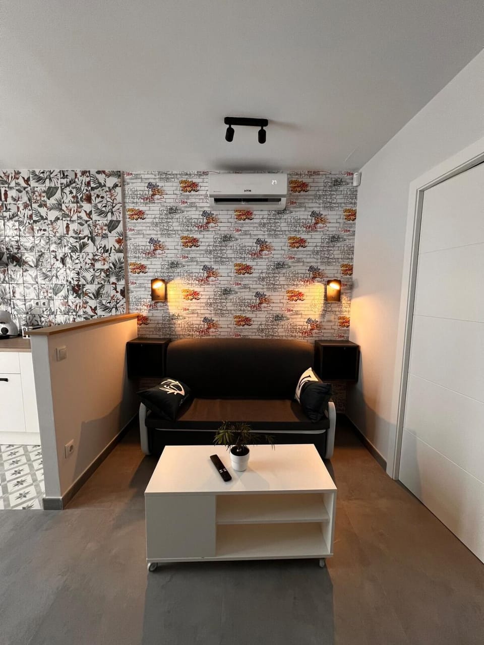 R16 Trabajo Descanso Premium Junto al Metro Madrid Apartment in Madrid