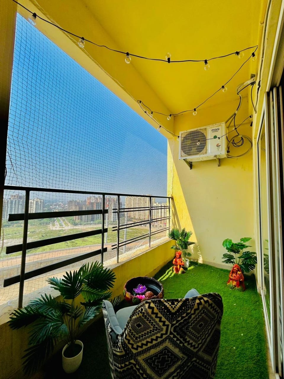 Stay at GHAR Apartment in Uttar Pradesh