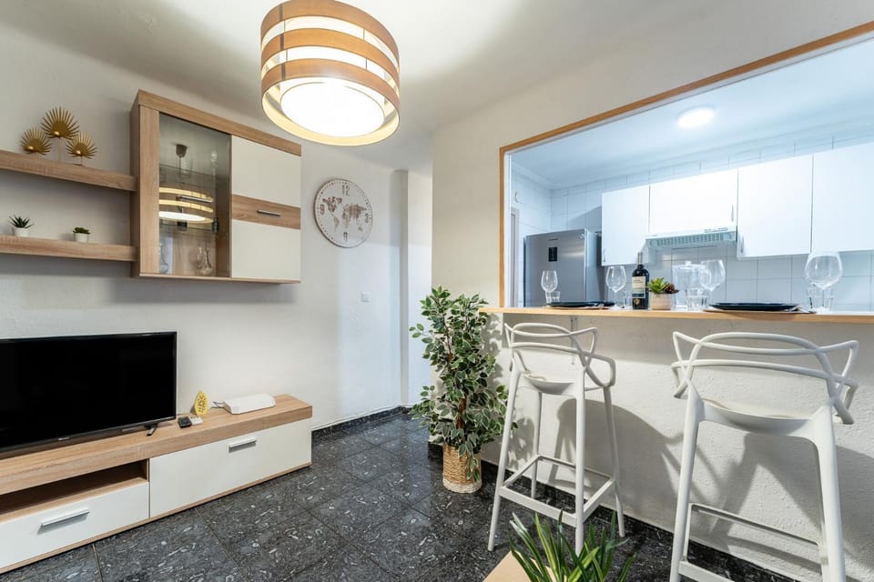 TV and multimedia, Living room, Dining area
