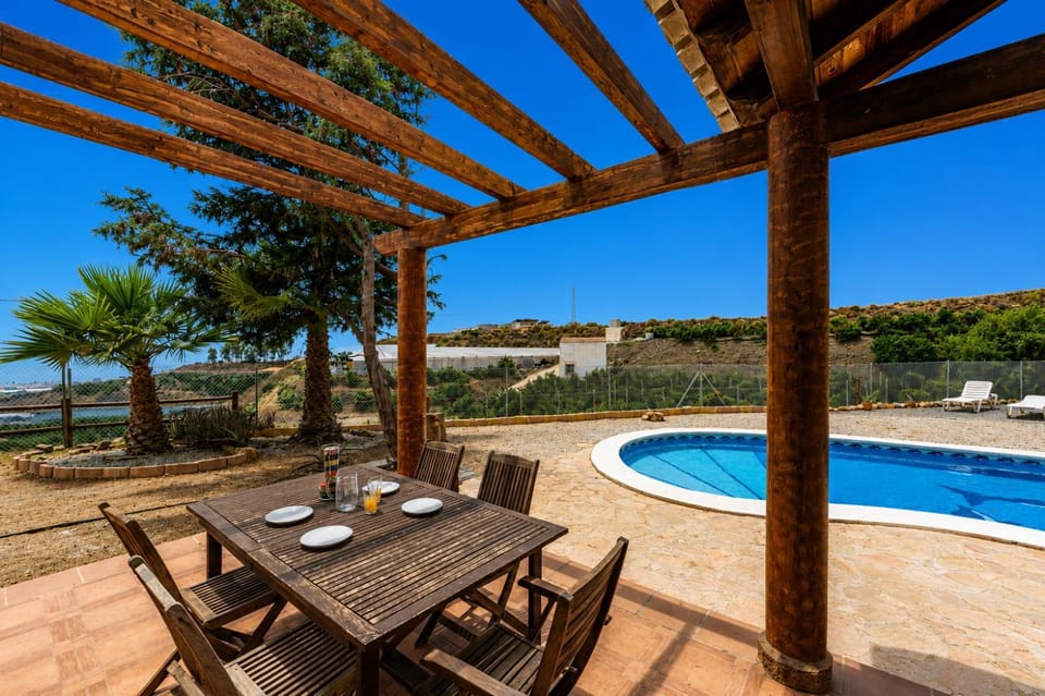 Off site, Swimming pool, sunbed