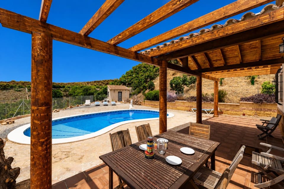 Off site, Swimming pool, sunbed