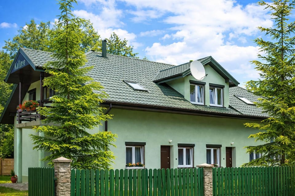 Property building, Garden, Garden view