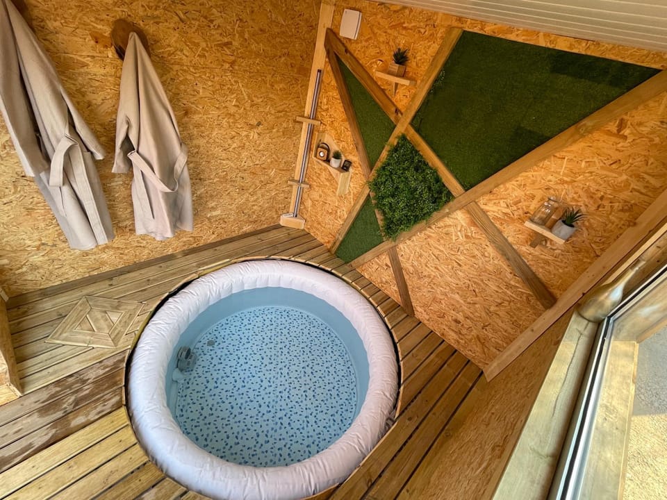 La Verdine Lodge & Spa Luxury tent in Centre-Val de Loire