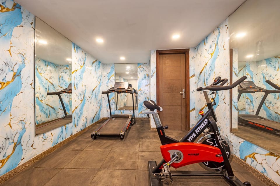 Fitness centre/facilities, Cycling
