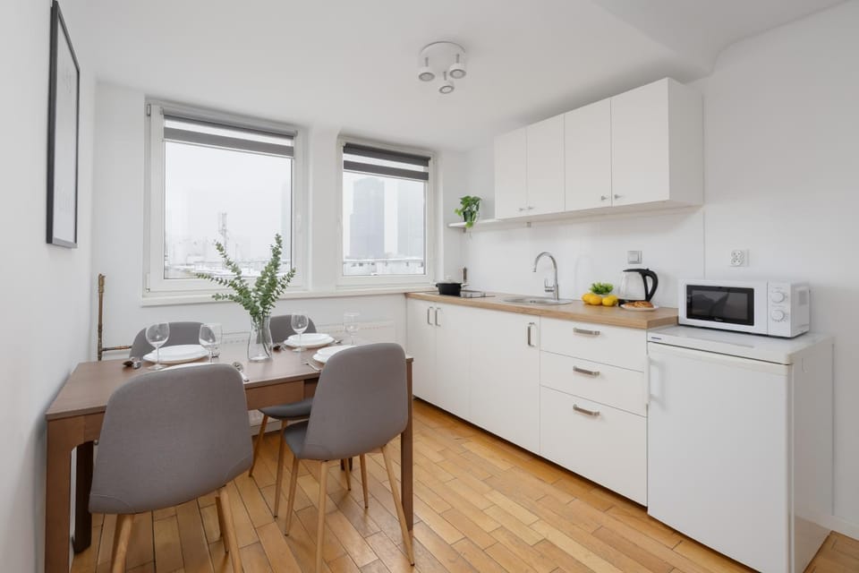 Coffee/tea facilities, Kitchen or kitchenette, oven, pet friendly, stove