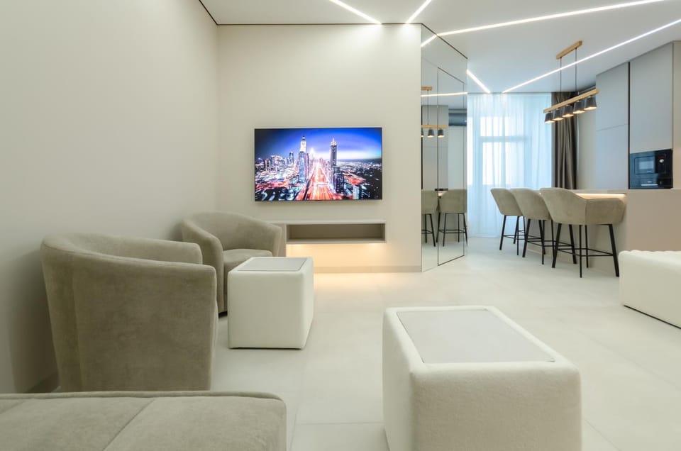 Day, TV and multimedia, Living room