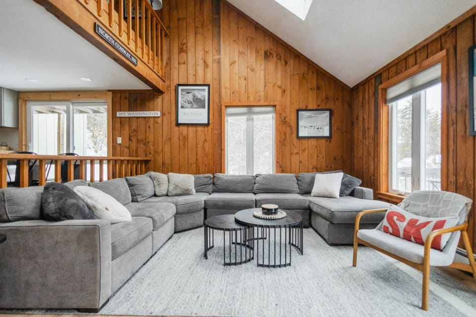 The Retreat at Vista View House in North Conway